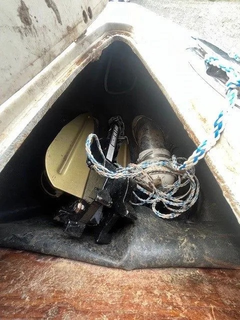 Slide: The Image of Crownline Boats 240 Br 2004 - 5