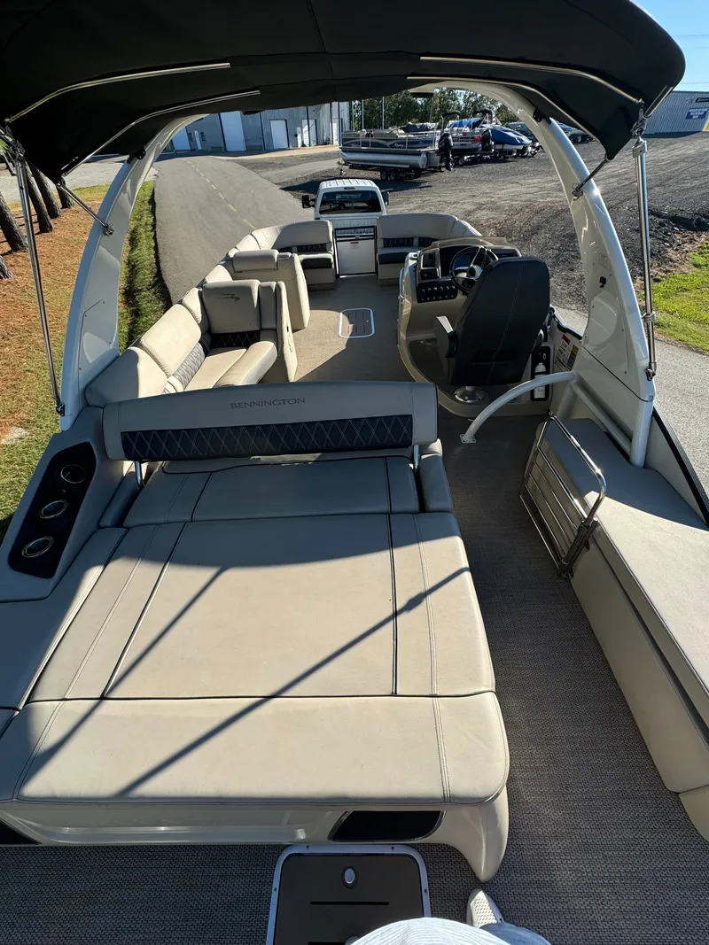 Slide: The Image of Bennington Q25 2019 - 15