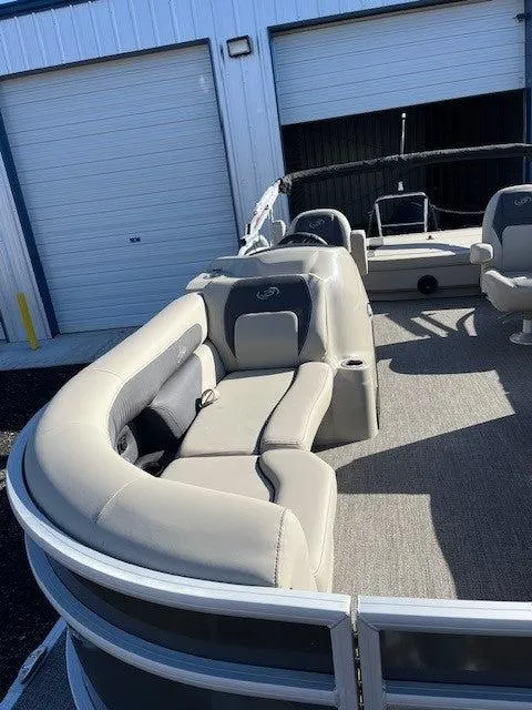 Slide: The Image of Barletta ARIA 22UC 2023 - 5