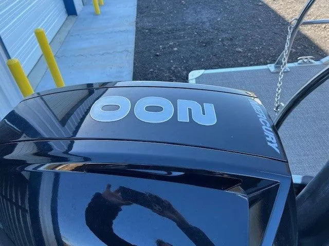 Slide: The Image of 2023 Barletta Cabrio 22CC boat engine, close-up view. - 7