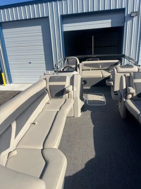 Slide: The Image of Barletta Cabrio 24U 2023 - 4