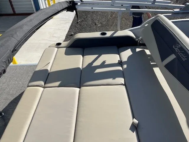 Slide: The Image of Barletta Cabrio 24UC 2023 - 3