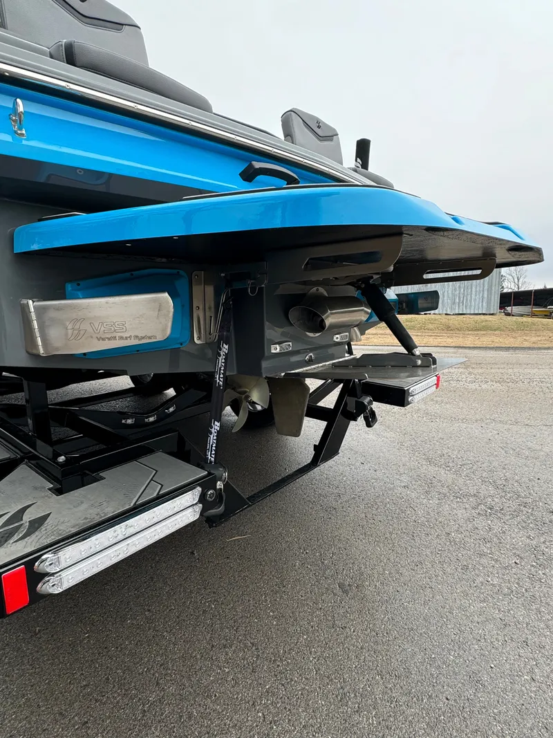 Slide: The Image of Varatti Z2474 2025 - 11