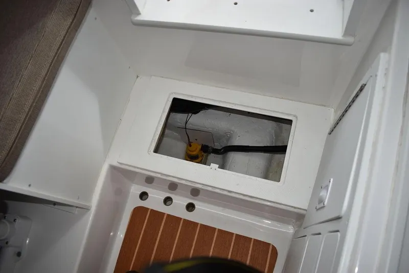 Slide: The Image of Steiger Craft 31 Miami 2023 - 111