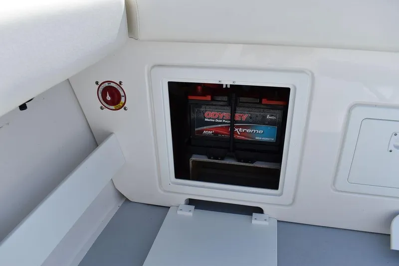Slide: The Image of Battery compartment of 2023 Steiger Craft 31 Miami boat. - 41