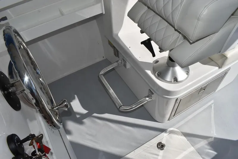 Slide: The Image of Steiger Craft 31 Miami 2023 - 77