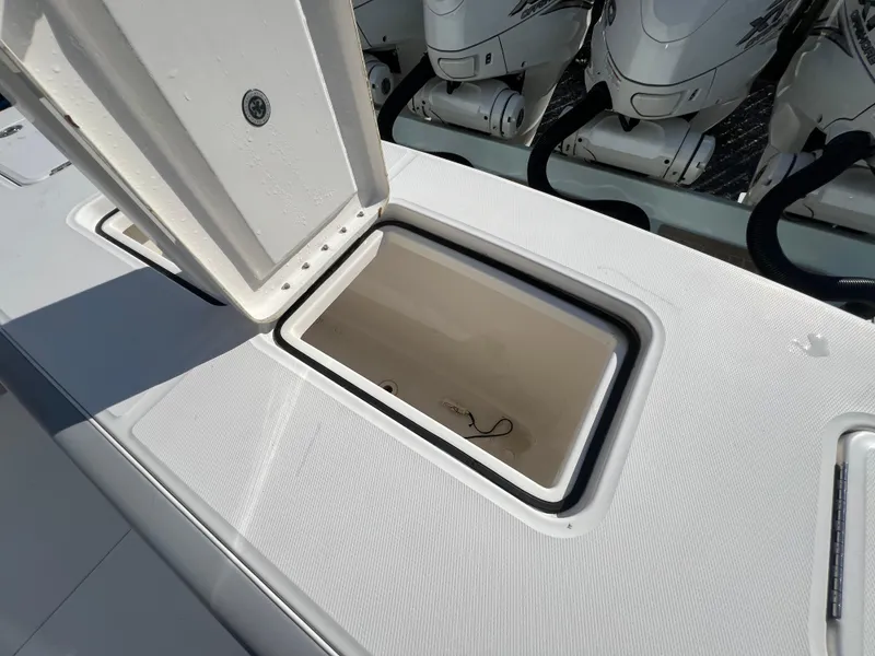 Slide: The Image of Regulator Marine 41 2019 - 72