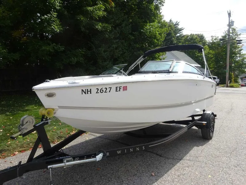 Slide: The Image of Four Winns H1 Sterndrive 2023 - 4