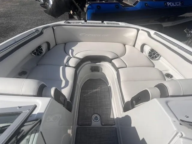 Slide: The Image of Crownline Boats Eclipse E255 XS 2021 - 9