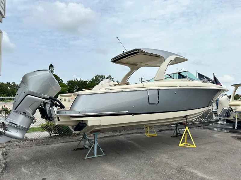 Slide: The Image of Chris-Craft Launch 31 GT 2025 - 1