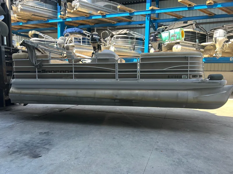 Godfrey Sanpan 2200LE 2006 for Sale | MarineSource