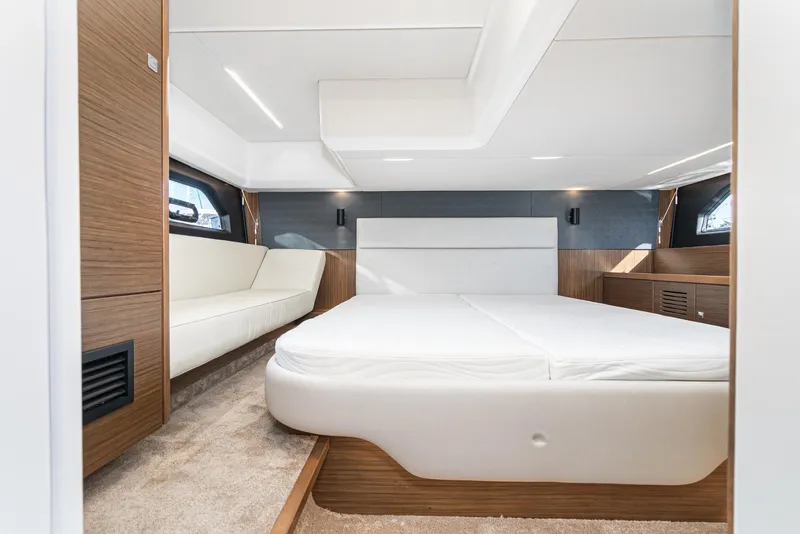 Slide: The Image of Bavaria R40 2024 - 64