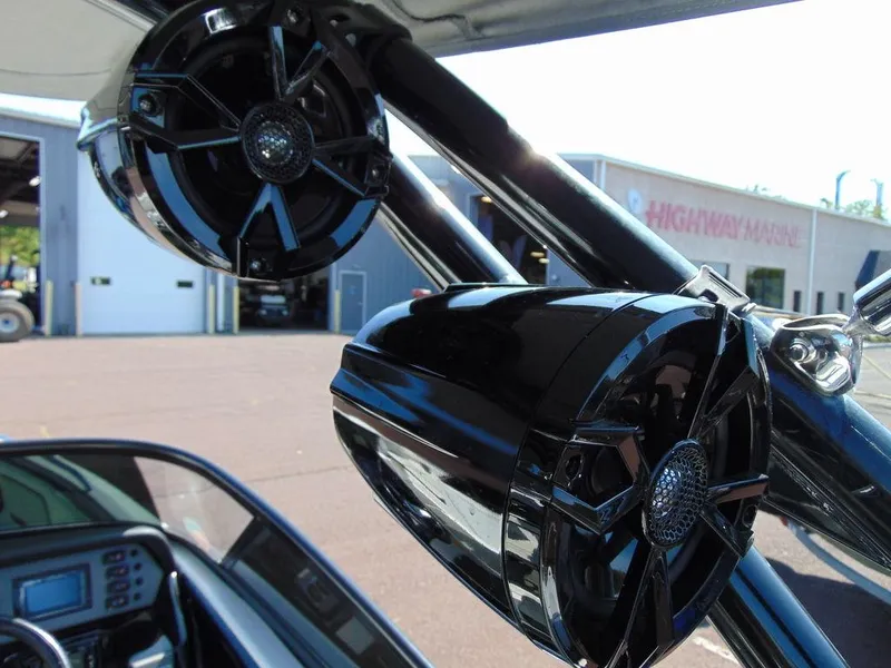 Slide: The Image of 2017 Yamaha AR210 boat speakers and dashboard, showcasing sleek design and modern features. - 8