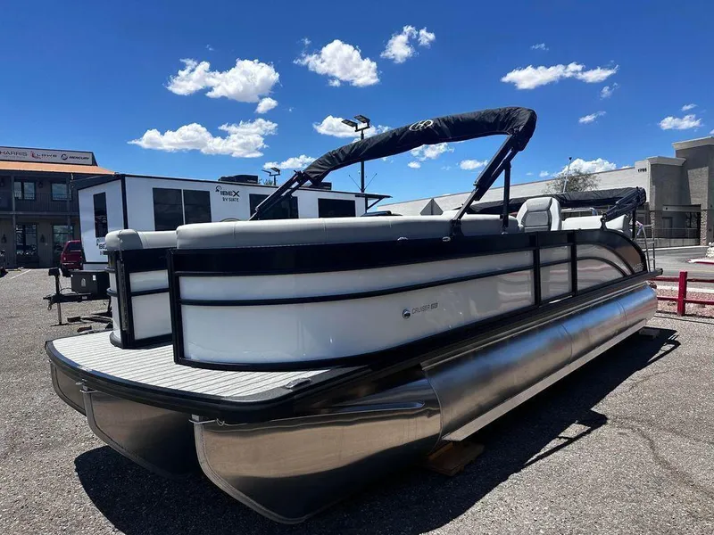 Slide: The Image of Harris Cruiser 250 2024 - 3