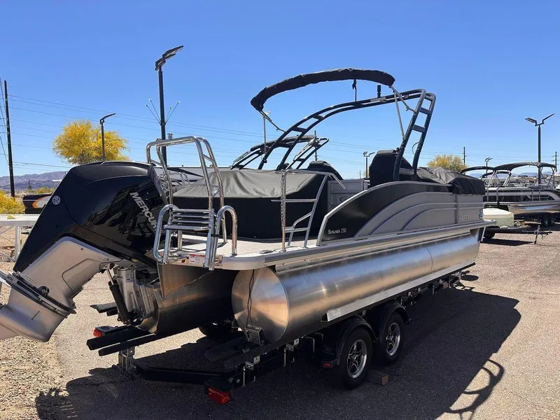 Slide: The Image of Harris Sunliner 230 2024 - 3