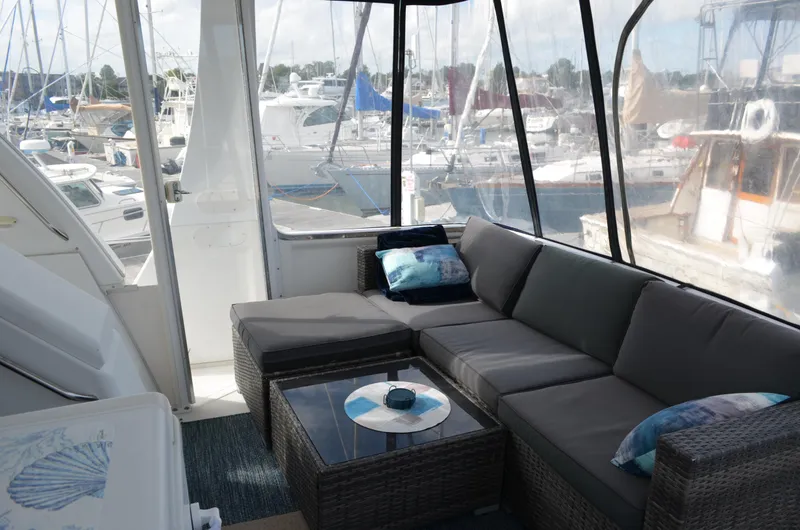 Slide: The Image of Carver 356 Aft Cabin Motor Yacht 2000 - 17