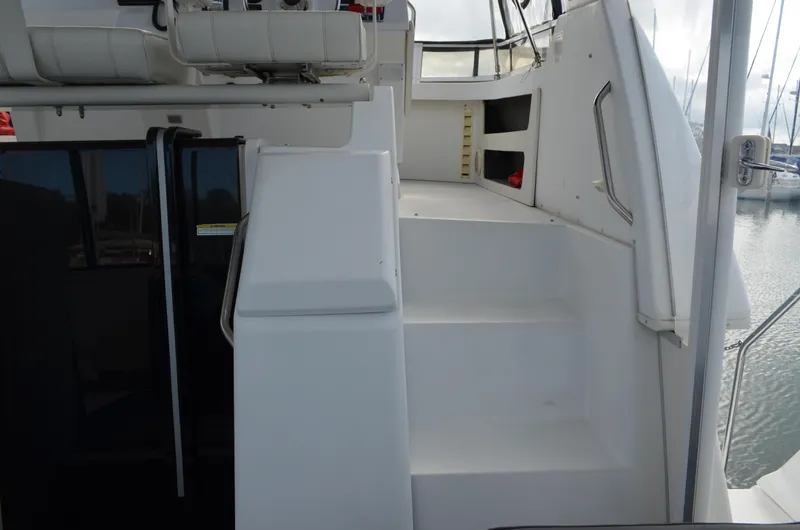 Slide: The Image of Carver 356 Aft Cabin Motor Yacht 2000 - 20