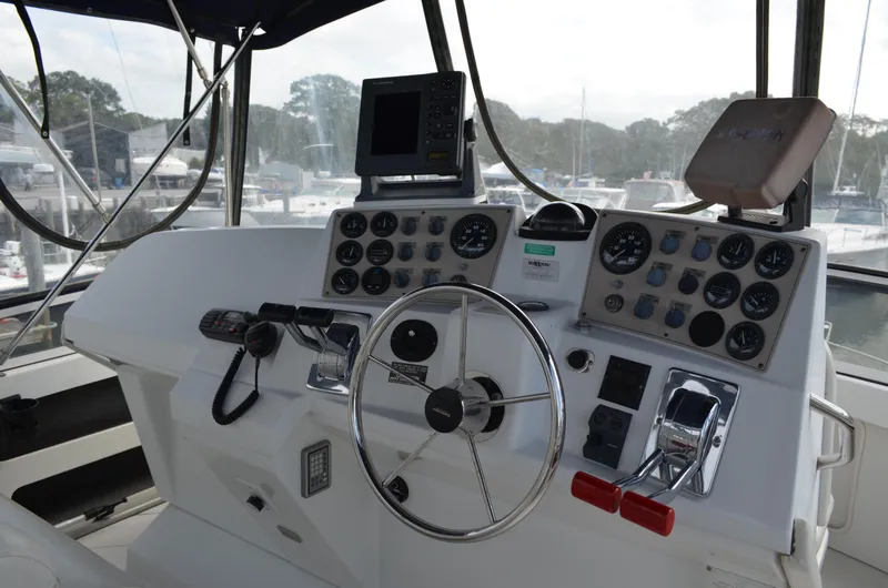 Slide: The Image of Carver 356 Aft Cabin Motor Yacht 2000 - 21