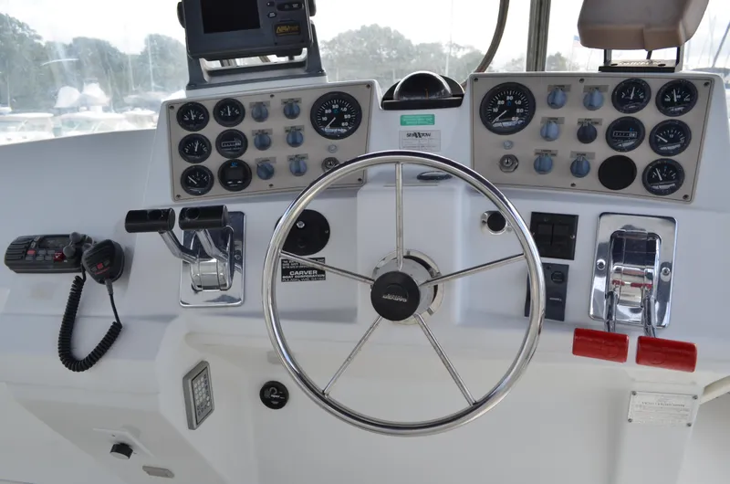 Slide: The Image of Carver 356 Aft Cabin Motor Yacht 2000 - 22