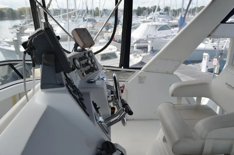 Slide: The Image of Carver 356 Aft Cabin Motor Yacht 2000 - 26