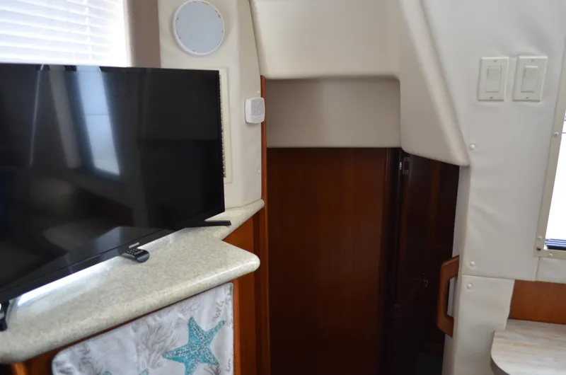 Slide: The Image of Carver 356 Aft Cabin Motor Yacht 2000 - 33