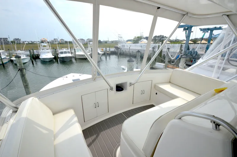 Slide: The Image of 1998 Post 42 Convertible yacht interior with marina view. - 20