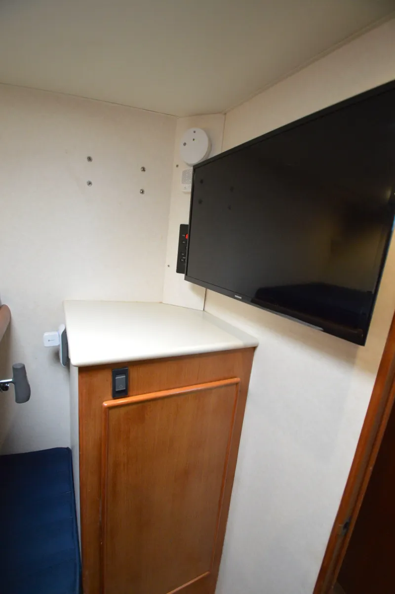 Slide: The Image of Post 42 Convertible 1998 - 59