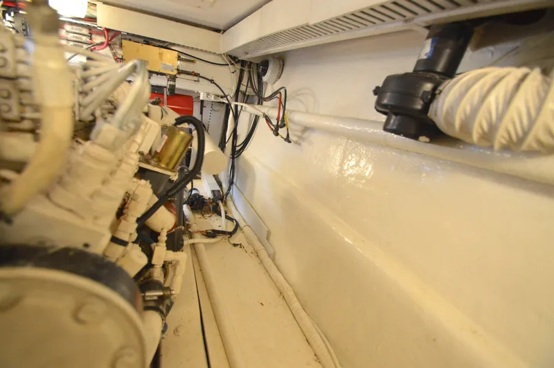 Slide: The Image of Post 42 Convertible 1998 - 74