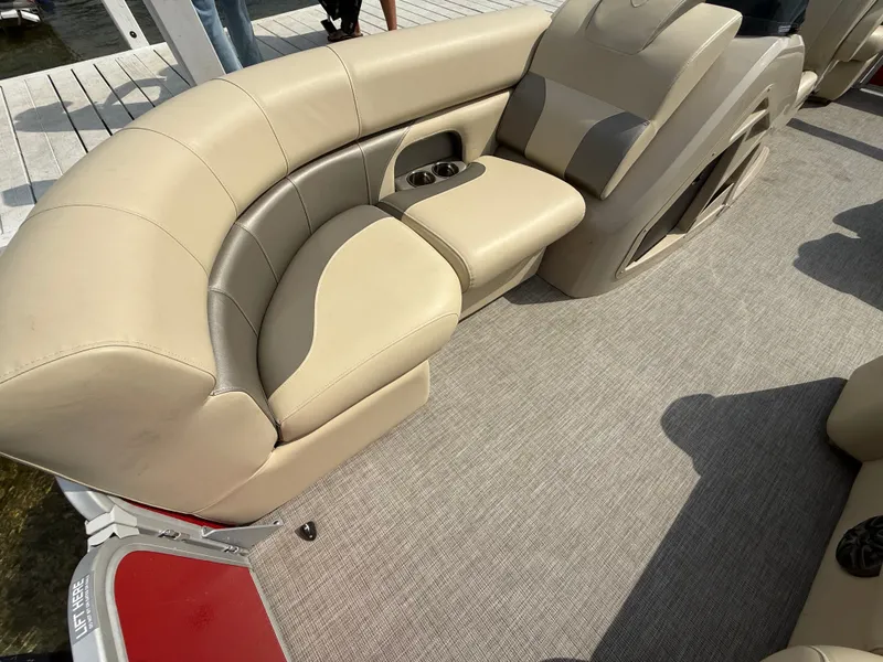 Slide: The Image of Premier 210 Sunsation RF 2023 - 222