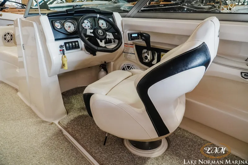 Slide: The Image of Chaparral 206 SSi 2011 - 6