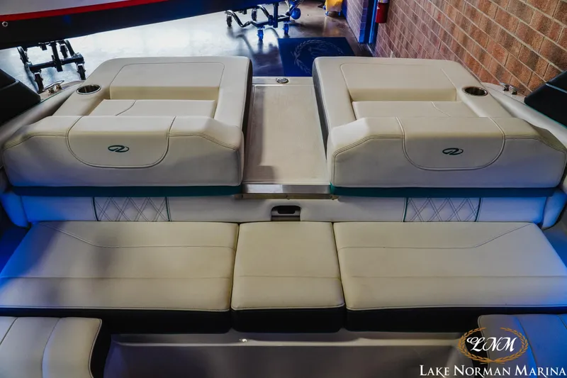 Slide: The Image of Regal LS2 Surf 2022 - 18