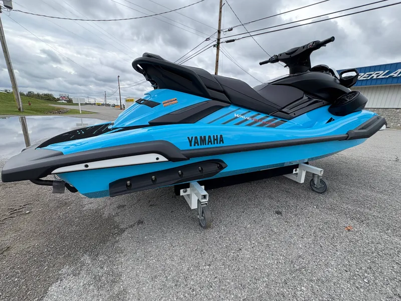 Slide: The Image of Yamaha Waverunner FX SVHO w/ Audio 2025 - 37