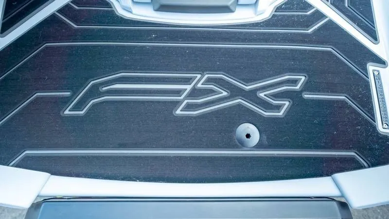 Slide: The Image of Yamaha Waverunner FX Cruiser SVHO w/ Audio 2025 - 10