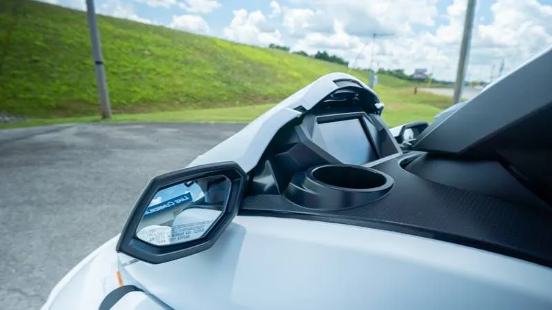 Slide: The Image of Yamaha Waverunner FX Cruiser SVHO w/ Audio 2025 - 20