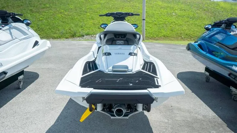 Slide: The Image of Yamaha Waverunner FX Cruiser SVHO w/ Audio 2025 - 4