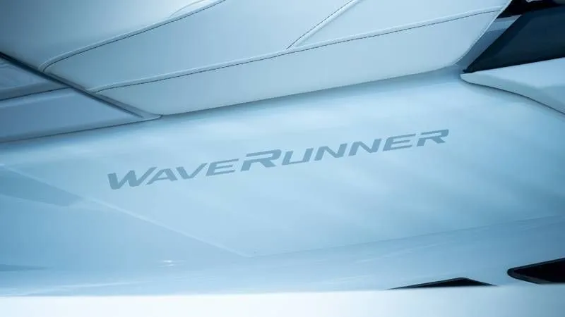 Slide: The Image of Yamaha Waverunner FX Cruiser SVHO w/ Audio 2025 - 8