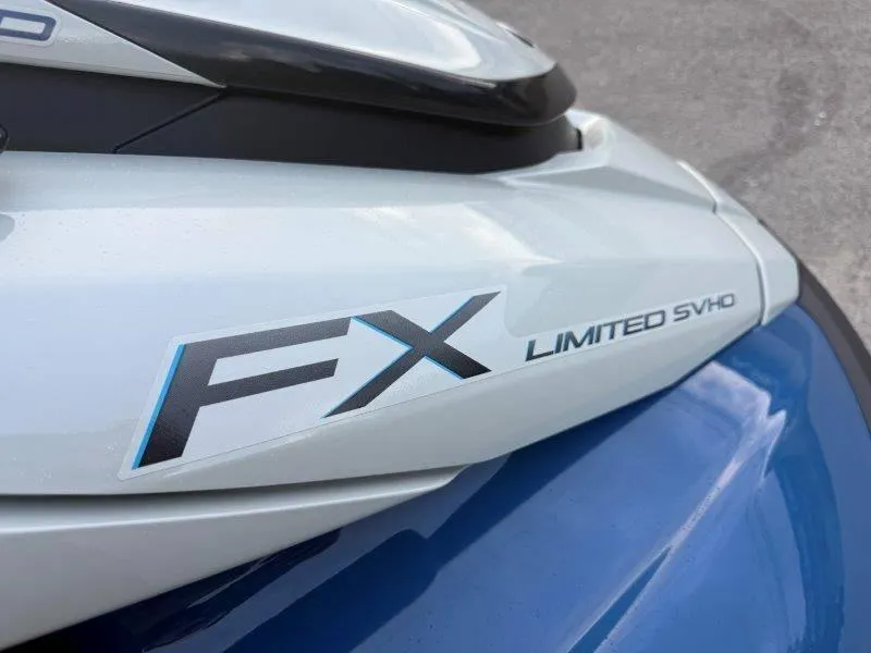 Slide: The Image of Yamaha WaveRunner FX Limited SVHO 2025 - 15