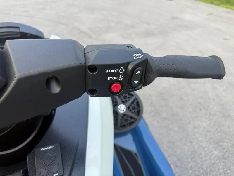 Slide: The Image of Yamaha WaveRunner FX Limited SVHO 2025 - 24