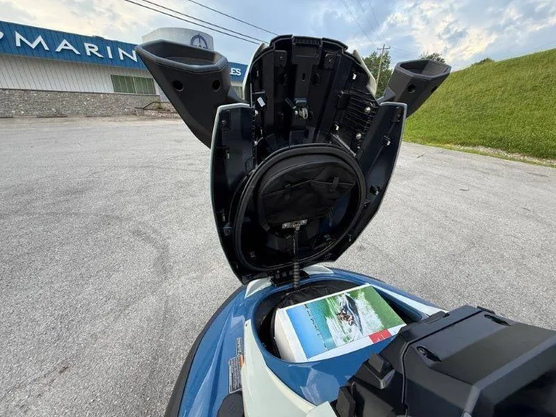 Slide: The Image of Yamaha WaveRunner FX Limited SVHO 2025 - 29