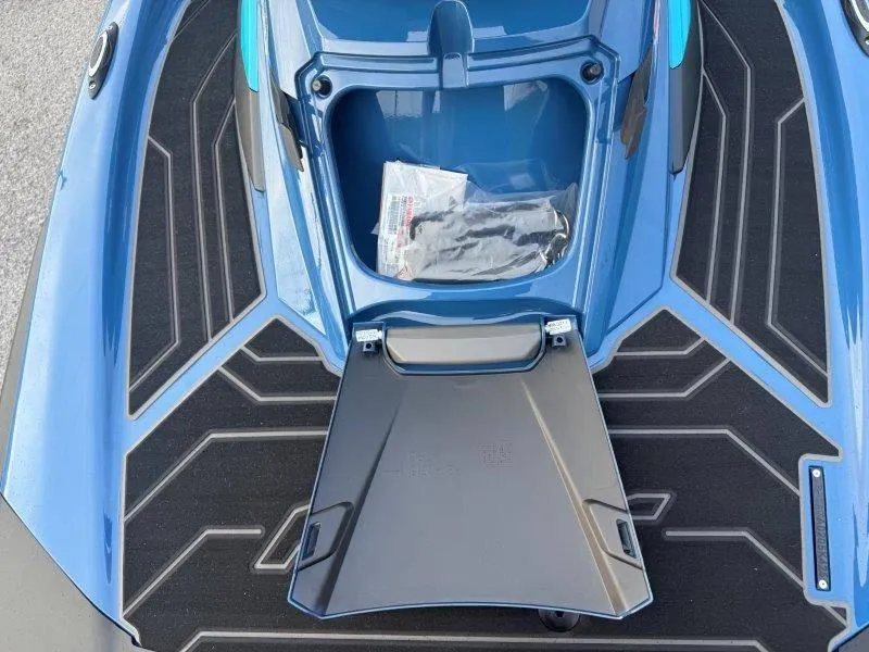 Slide: The Image of Yamaha WaveRunner FX Limited SVHO 2025 - 36