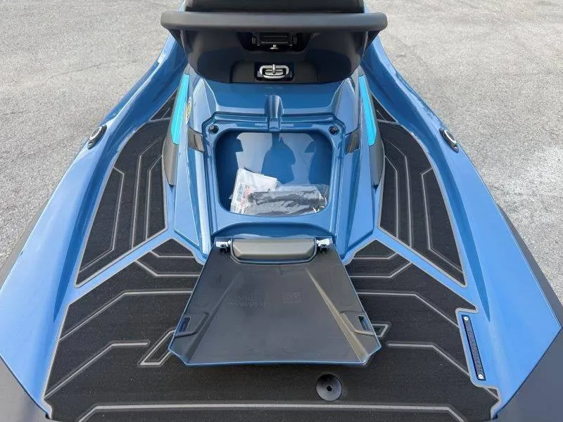 Slide: The Image of Yamaha WaveRunner FX Limited SVHO 2025 - 37