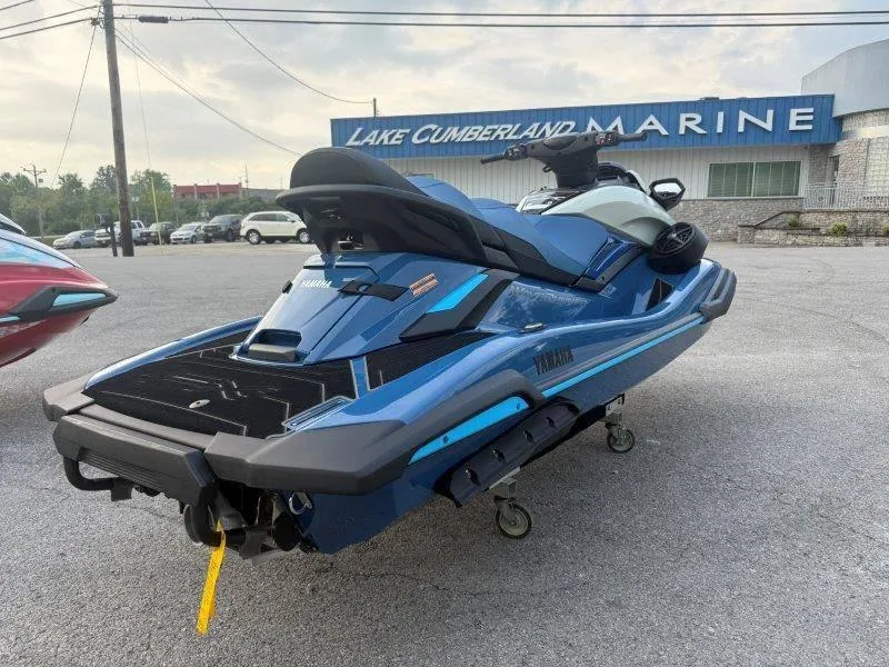 Slide: The Image of Yamaha WaveRunner FX Limited SVHO 2025 - 9
