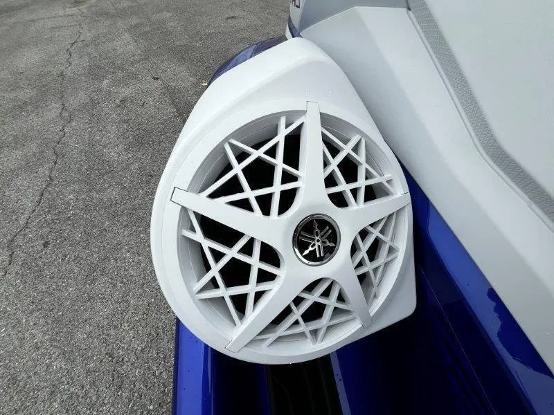 Slide: The Image of Yamaha Waverunner GP SVHO w/ Audio 2025 - 14