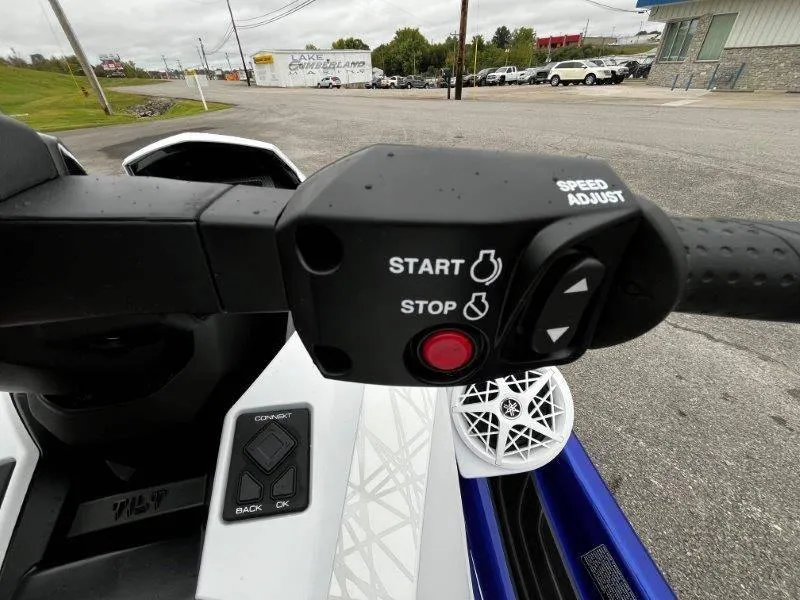 Slide: The Image of Yamaha Waverunner GP SVHO w/ Audio 2025 - 19