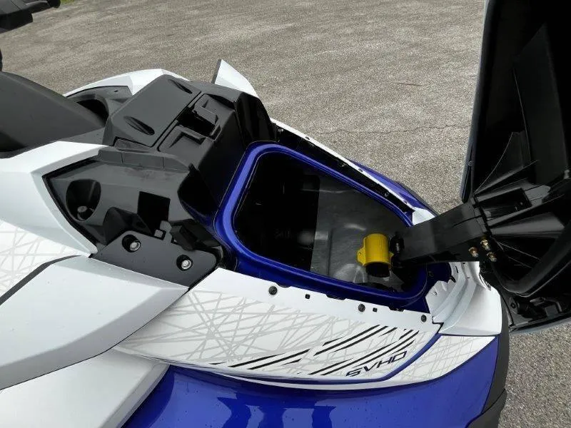 Slide: The Image of Yamaha Waverunner GP SVHO w/ Audio 2025 - 26
