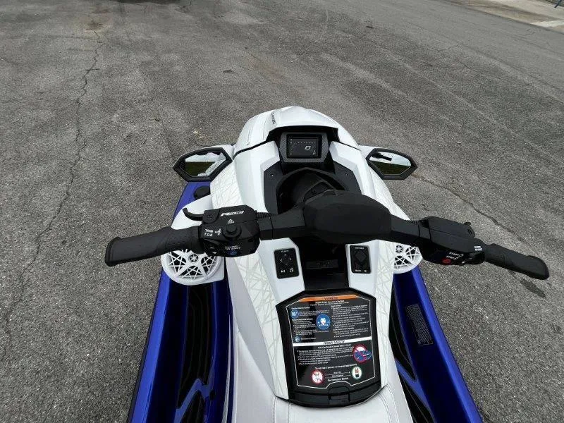 Slide: The Image of Yamaha Waverunner GP SVHO w/ Audio 2025 - 29