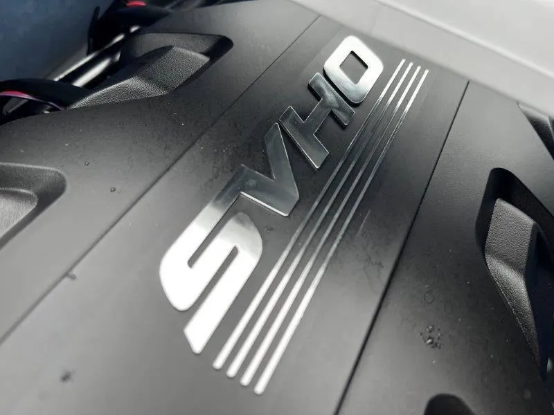 Slide: The Image of Yamaha Waverunner GP SVHO w/ Audio 2025 - 35