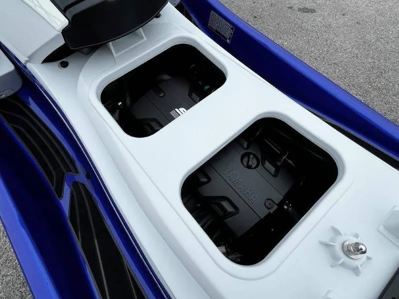 Slide: The Image of Yamaha Waverunner GP SVHO w/ Audio 2025 - 36