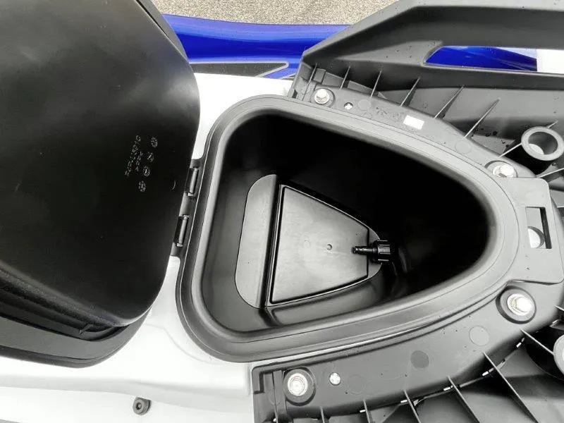 Slide: The Image of Yamaha Waverunner GP SVHO w/ Audio 2025 - 39