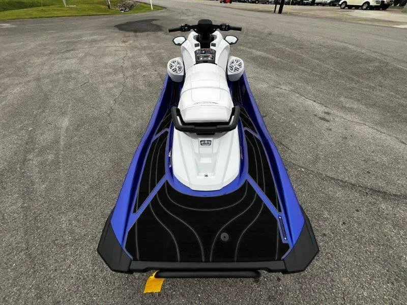 Slide: The Image of Yamaha Waverunner GP SVHO w/ Audio 2025 - 7